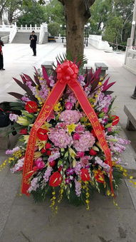 图 深圳福田公司开业花篮会议用花讲台花胸花送货上门 深圳鲜花绿植